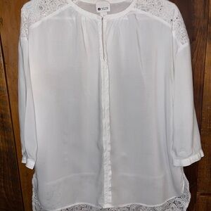 STYLUS White Lace-Trim Button Front Blouse